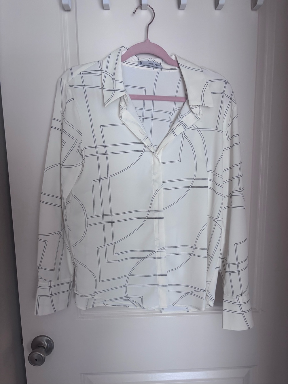 MANGO - Regular flowy shirt